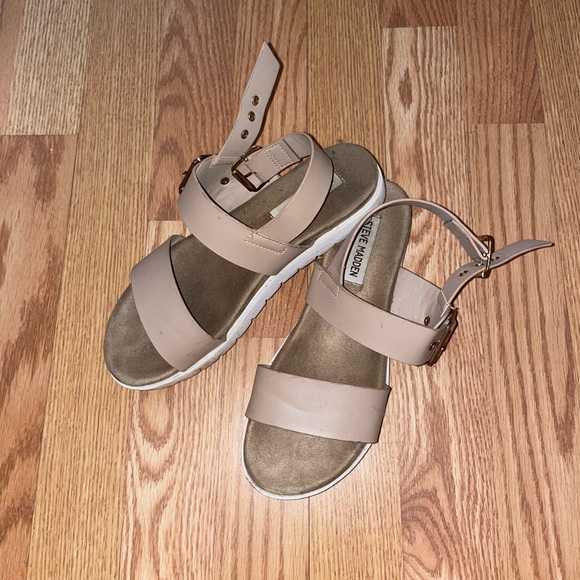 steve madden sandals - Picture 2 of 2